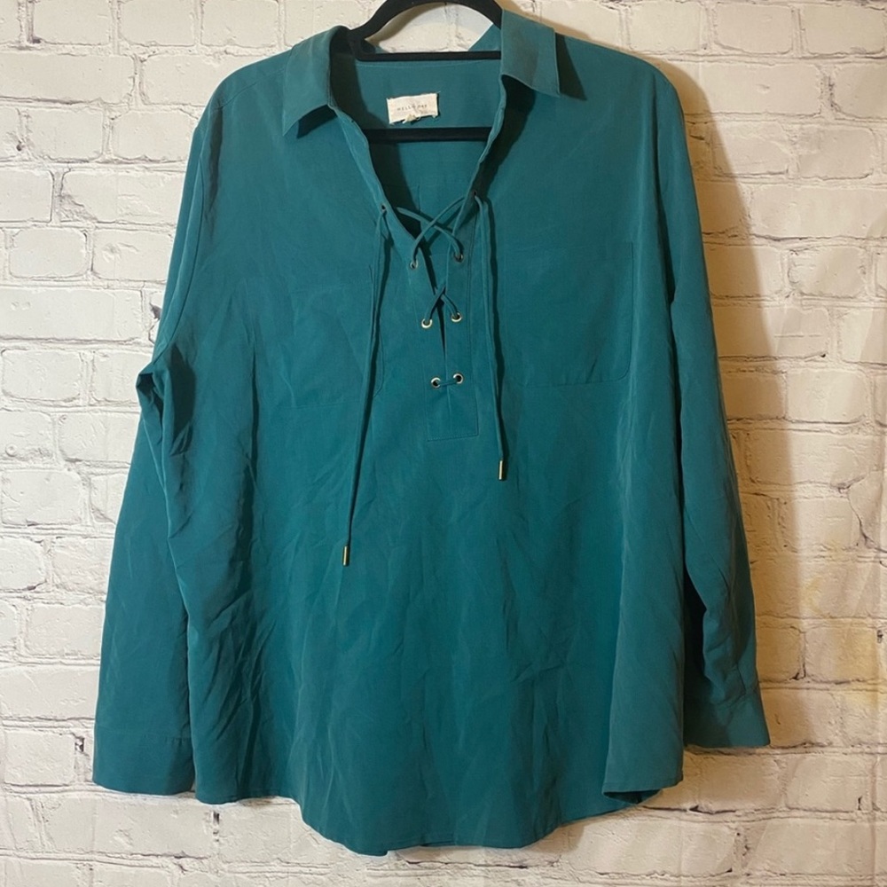 Mello Day Green Lace Up Flowy Long Sleeve Blouse